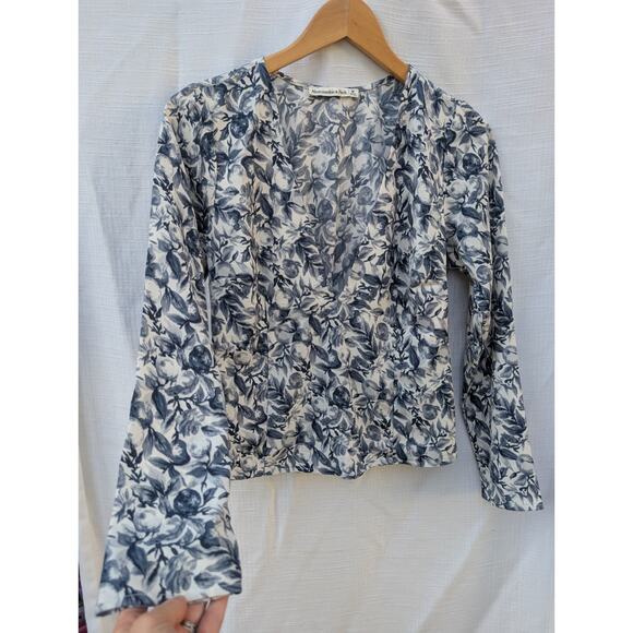 Abercrombie & Fitch Womens Novelty Fruit Print Blouse M Deep V Neck Smocked Back - Picture 2 of 7